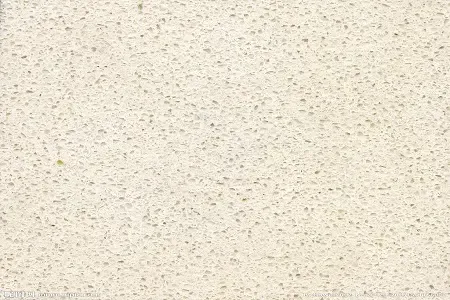 2名英国旅客在深圳转机弄丢手机和护照