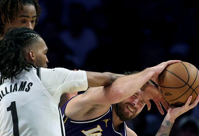 东契奇41分创纪录冲突吃技犯湖人暂列西部第三