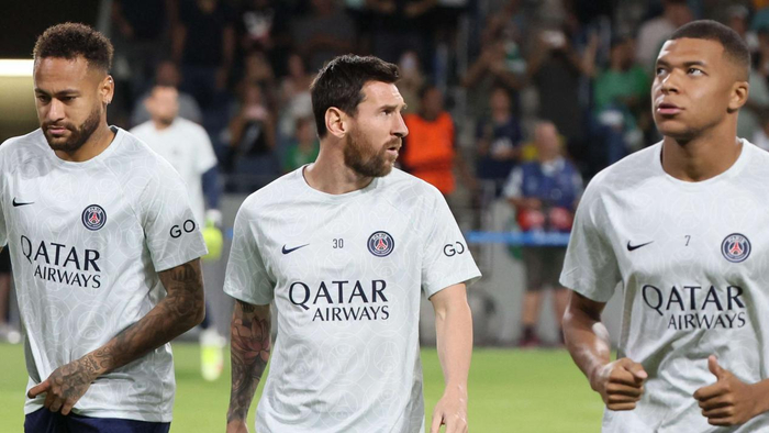 姆巴佩回忆巴黎时期梅西射门神技