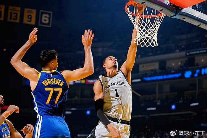 文班统治力碾压亚历山大 数据登顶联盟第一